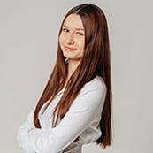 Головня Яна